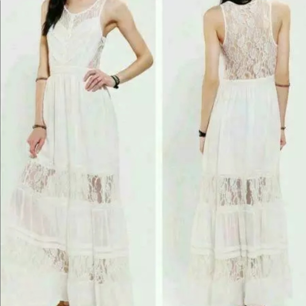 Urban Outfitters | Kimchi Blue Lace Maxi Dress